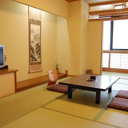 Yuzen Hotel Toyooka  Bagian luar foto